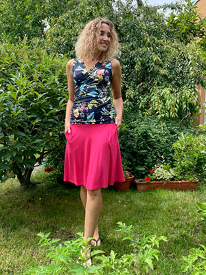 Polokolová sukně cyklámenová