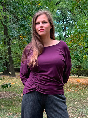 Tunika s nabíráním borůvka dlouhý rukáv