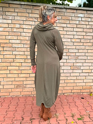 Dlouhé balonové šaty khaki s dlouhým rukávem