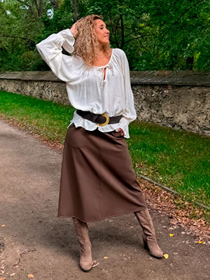 Zvonová sukně hnědá