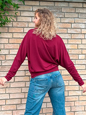 Rolák s netopýřím rukávem burgundy