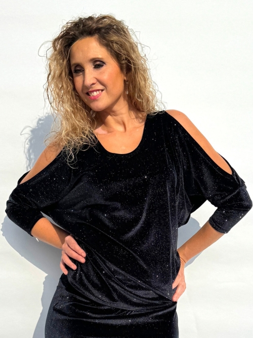 Sametová tunika volná ramena s leskem