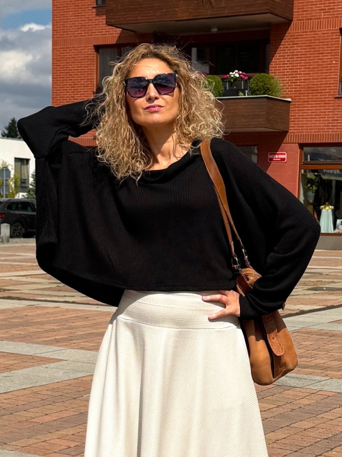 Široký rolák krátký černý