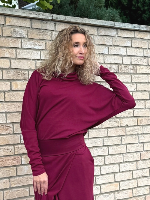 Rolák s netopýřím rukávem burgundy