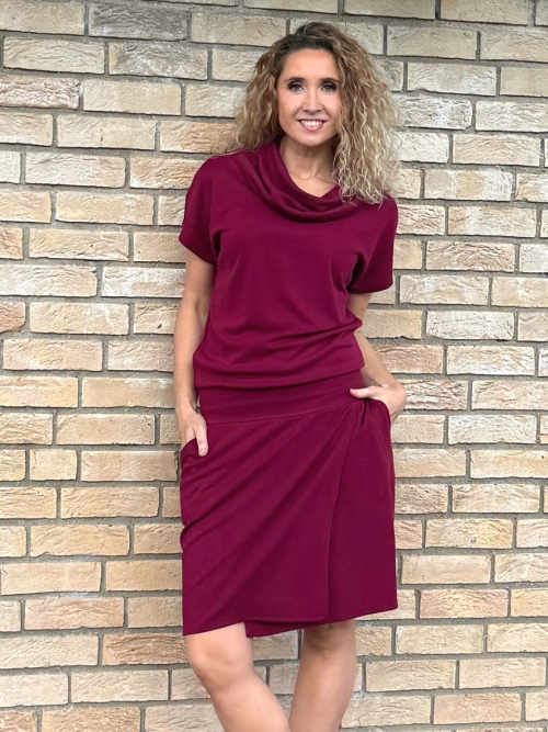 Šaty se zavinovací sukní krátké Burgundy