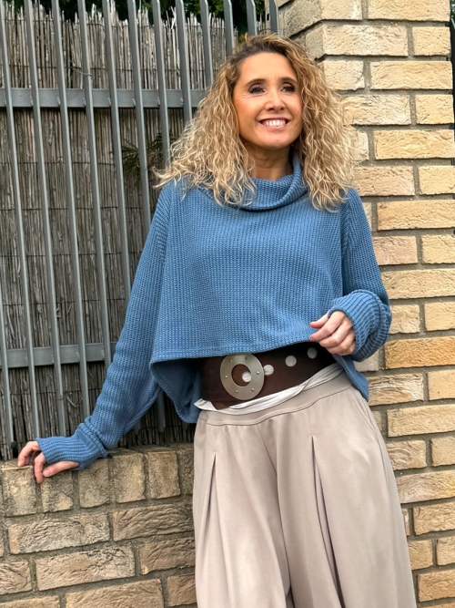 Široký rolák krátký světle modrý