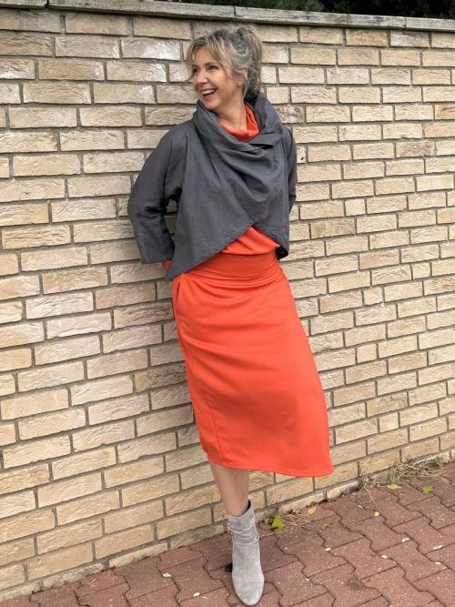 Překládaná midi sukně dýňově oranžová