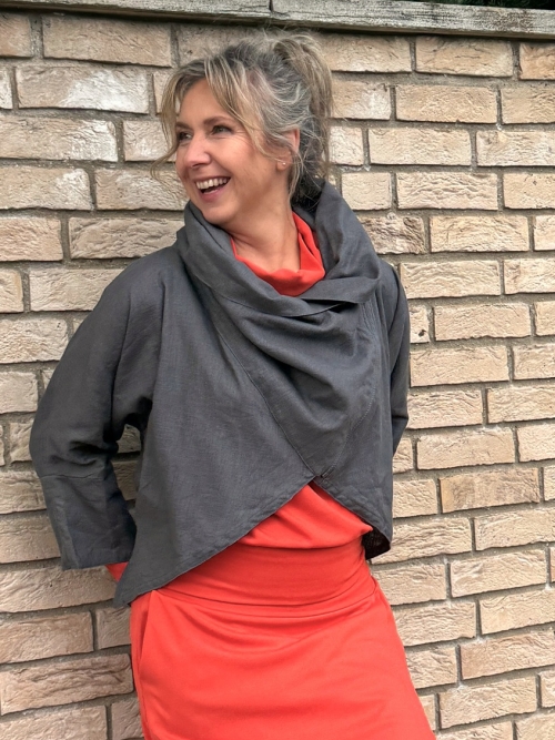 Kabátek netopýr lněný šedý