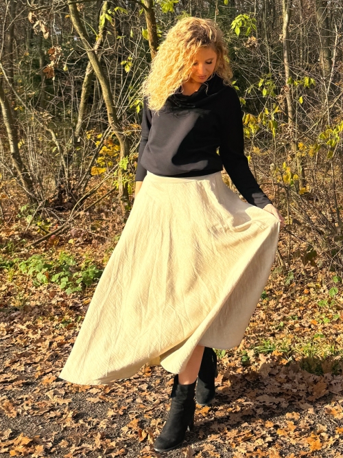 Polokolová sukně perleť