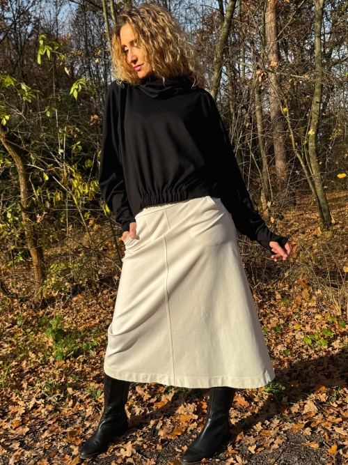 Zvonová sukně smetanová