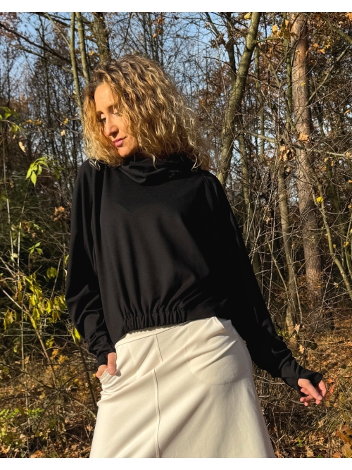 Volný rolák s gumou černý