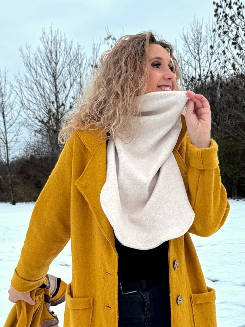 Fleesový rolákový nákrčník světlý