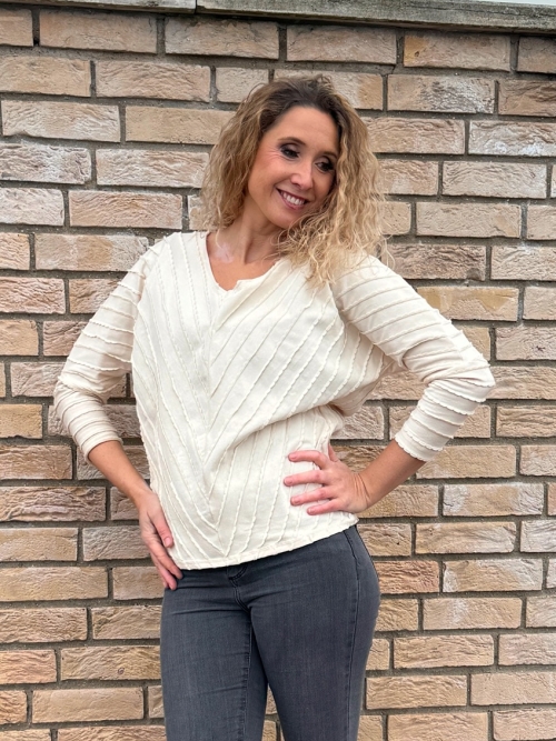 Volný top V výstřih vlnka