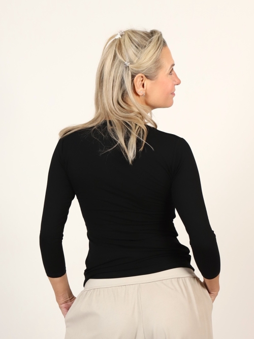 Tričko zdvojené srdcový výstřih černé