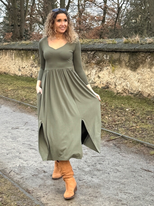 Šaty s rozparky khaki