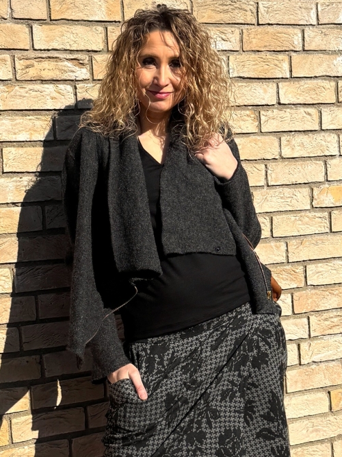 Křivák z pařené vlny antracit