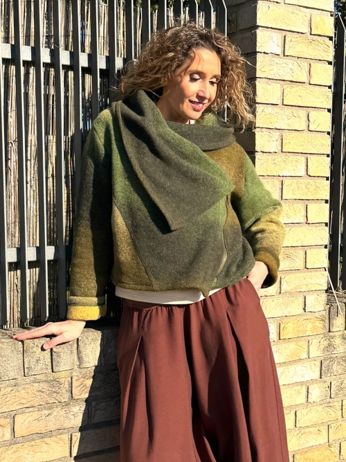 Křivák z vlněného fleesu zelené ombré