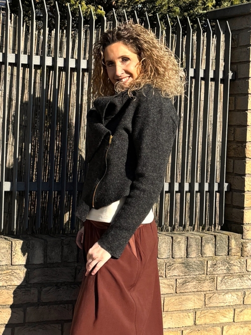 Křivák z pařené vlny antracit