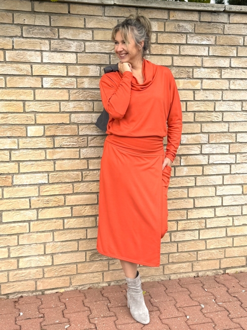 Překládaná midi sukně dýňově oranžová