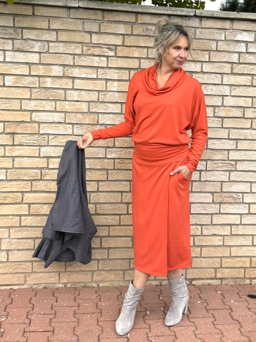 Překládaná midi sukně dýňově oranžová