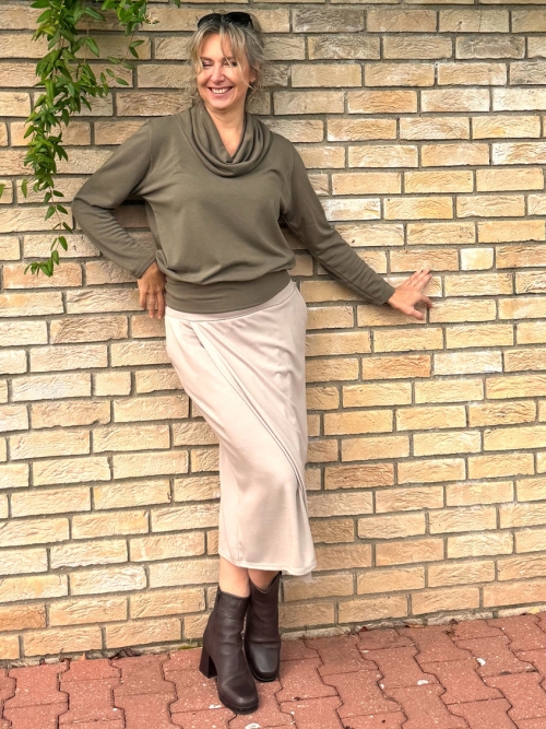 Překládaná midi sukně béžová