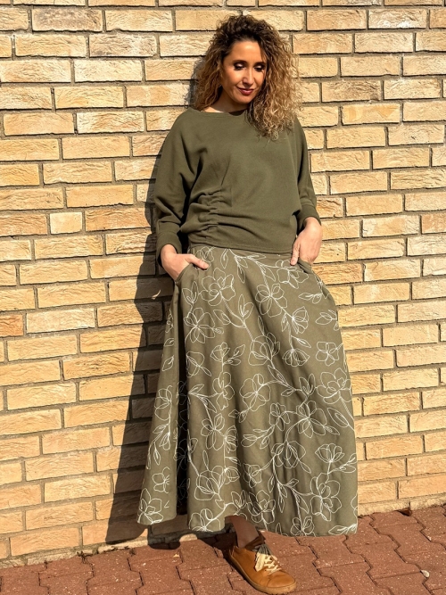 Polokolová sukně khaki s květy