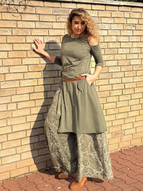 Kalhotová sukně dlouhá khaki s květy