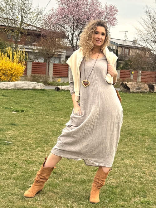 Mušelínové dlouhé balónové šaty režné