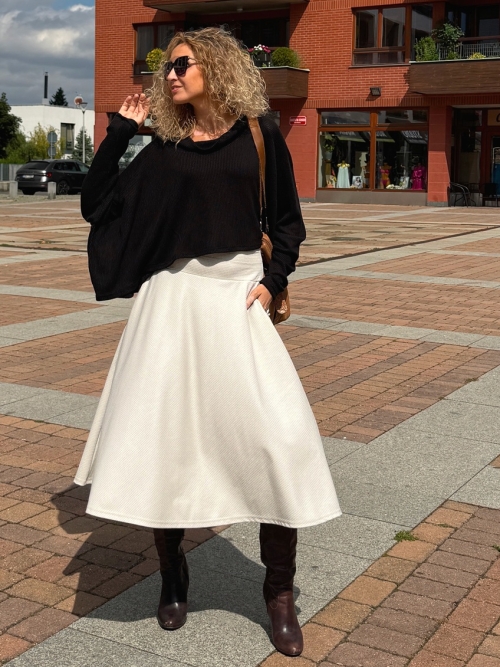 Široký rolák krátký černý