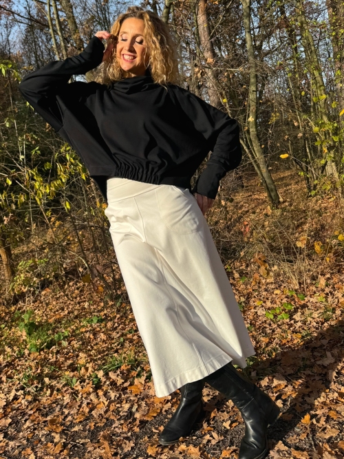 Zvonová sukně smetanová