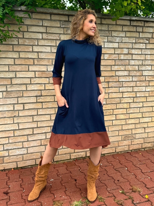 Zvonové šaty modro skořicové krátké