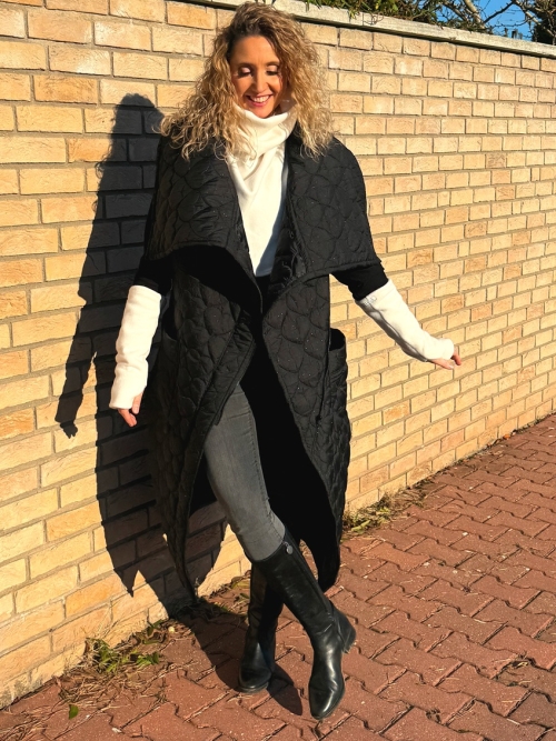 Vesta černá s leskem