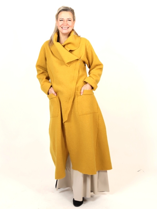 Zimní kabát pařená vlna tmavě žlutá