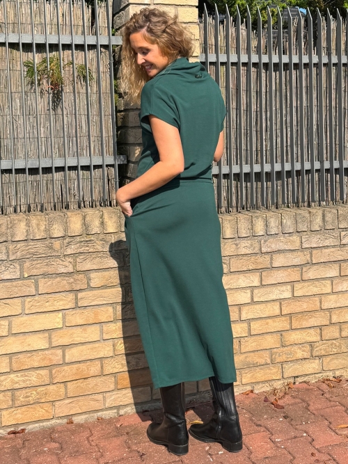 Šaty se zavinovací sukní dlouhé tmavě zelené