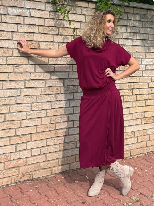 Šaty se zavinovací sukní dlouhé Burgundy